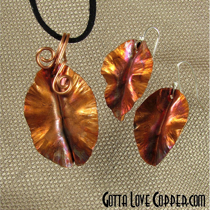 Pendant & Earrings Set